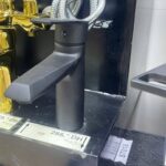 MITIGEUR LAVABO NOIR 97-B1007